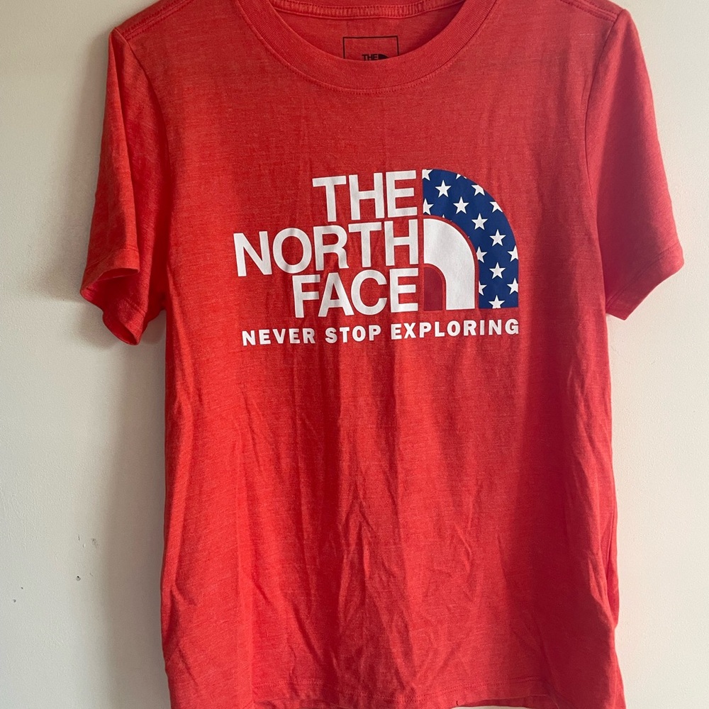 The North Face Womans T-Shirt , Never Worn!